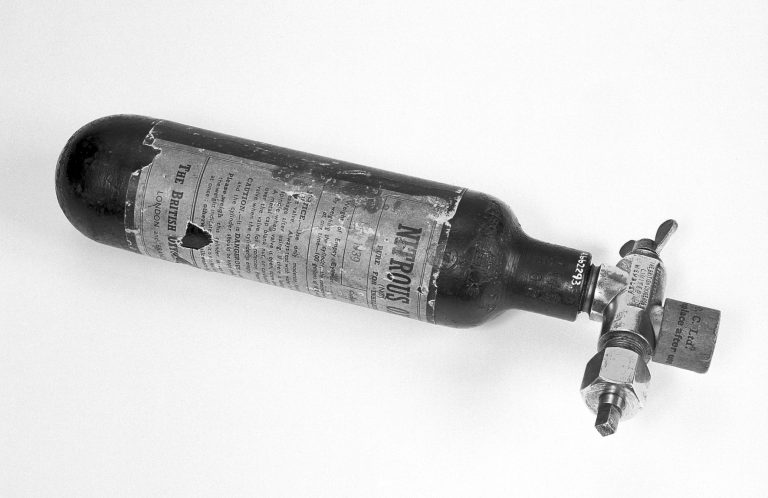 Podiatrist uses Nitrous Oxide for ingrown toenails