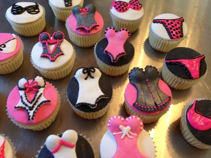 Podiatrist had sex with patient and asked for cupcakes